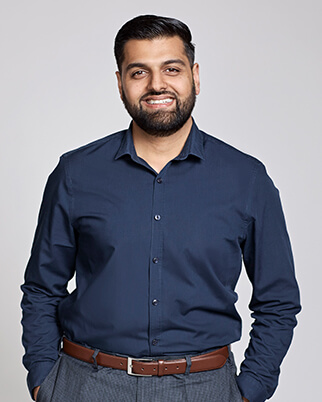 OurPeople_0007_2022-031_KamranSarwar_1722r2